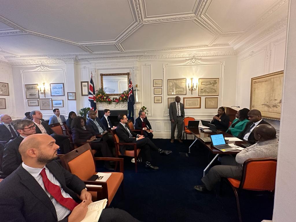 BVI PREMIER HOSTS FINANCIAL SERVICES ROUNDTABLE IN LONDON 